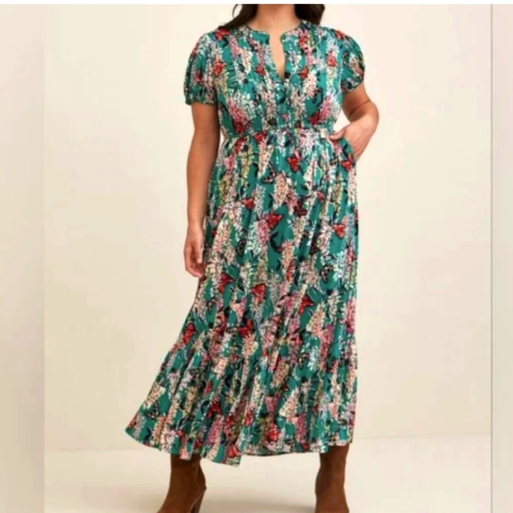 Torrid Midi Pintuck Tiered Dress - Stretch Challis Butterfly Floral size 16